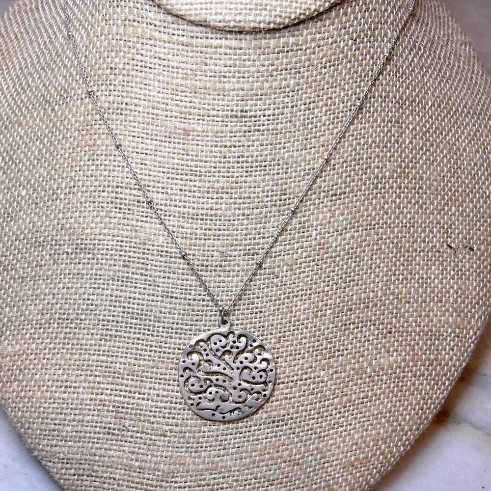 Silpada RETIRED 925 Sterling Silver ‘Cut
Above’ Filigree Bead Chain Necklace